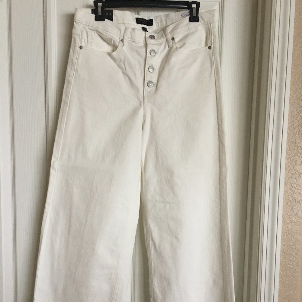 Banana Republic Wide Leg Crop White Jeans - New with Tags - Size 10